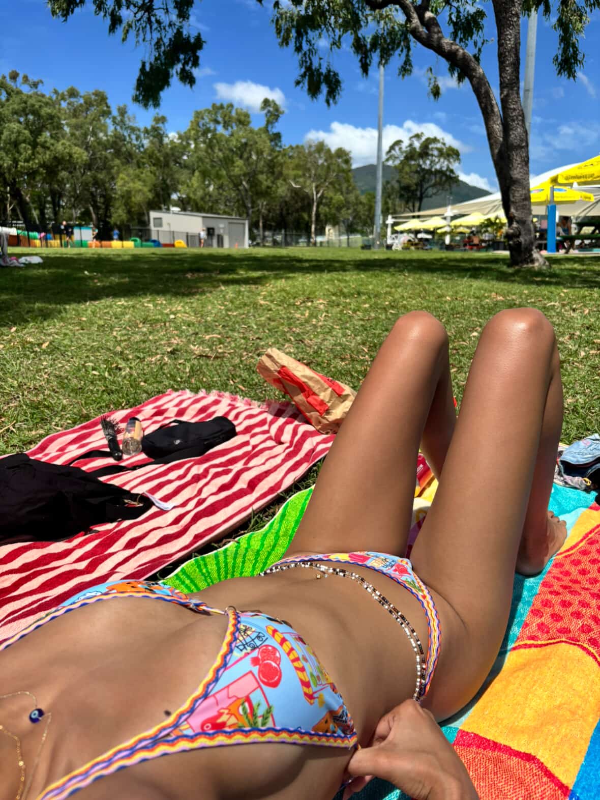 Coastal Bloom - Royal Blue