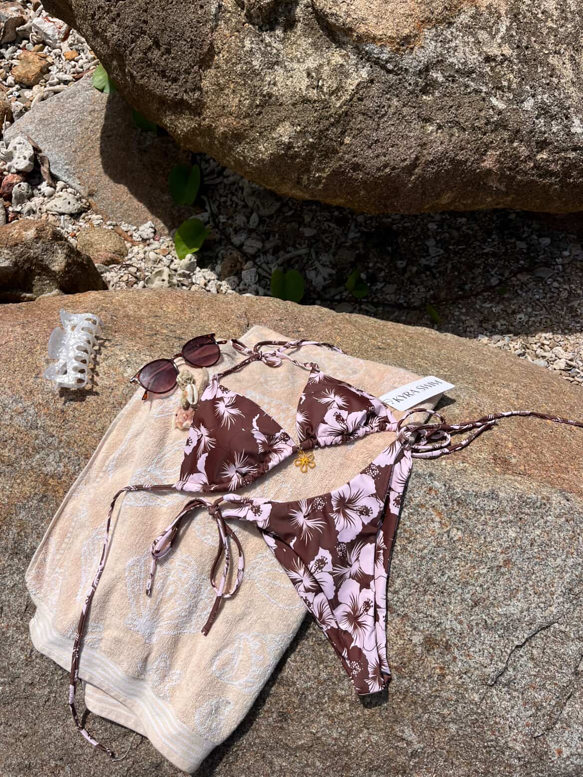 Isla Flora - Coffee Brown